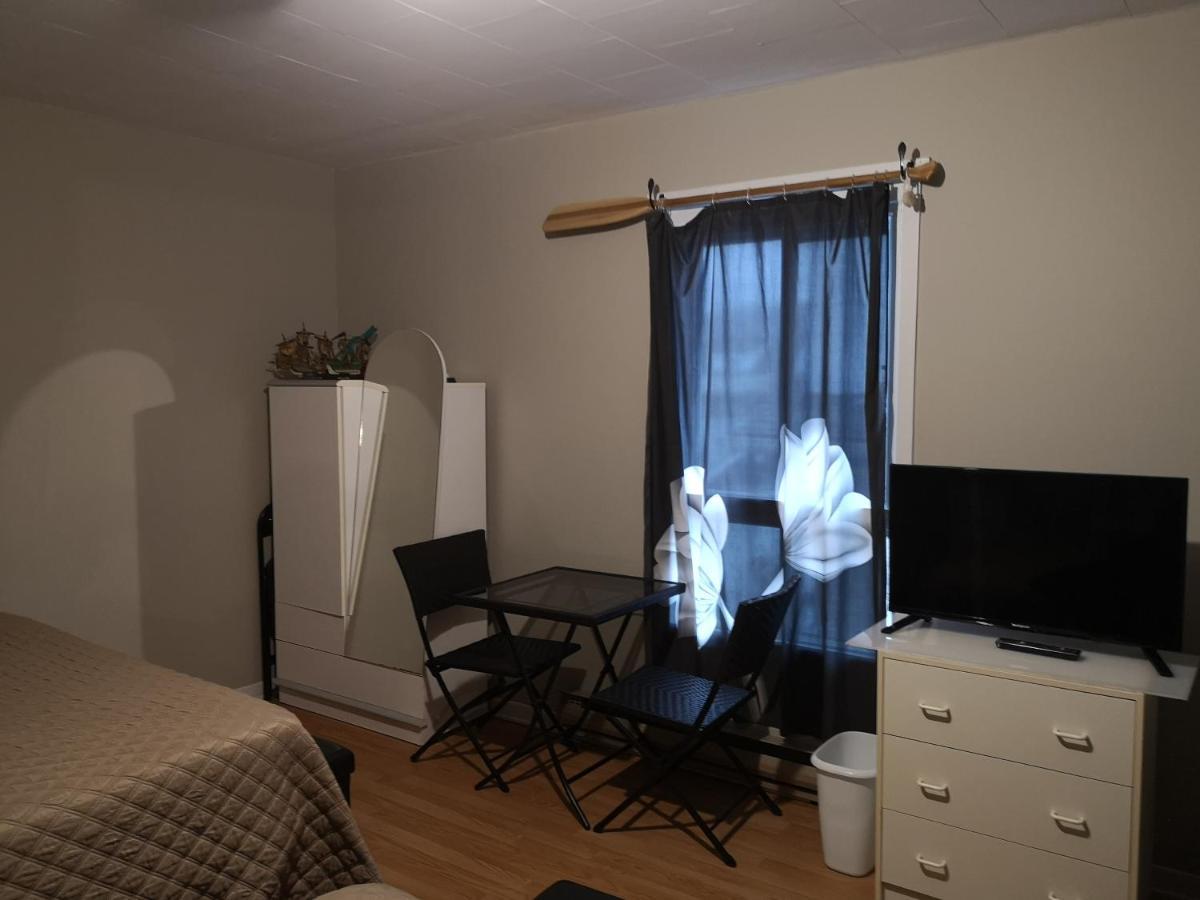 Hotel Les Soins De Vicky Lac-Mégantic Exteriér fotografie